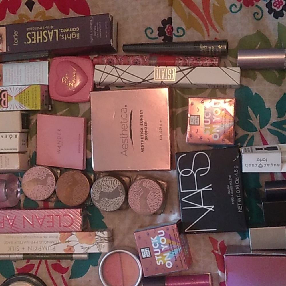 High-end makeup - Picture 7 of 12
